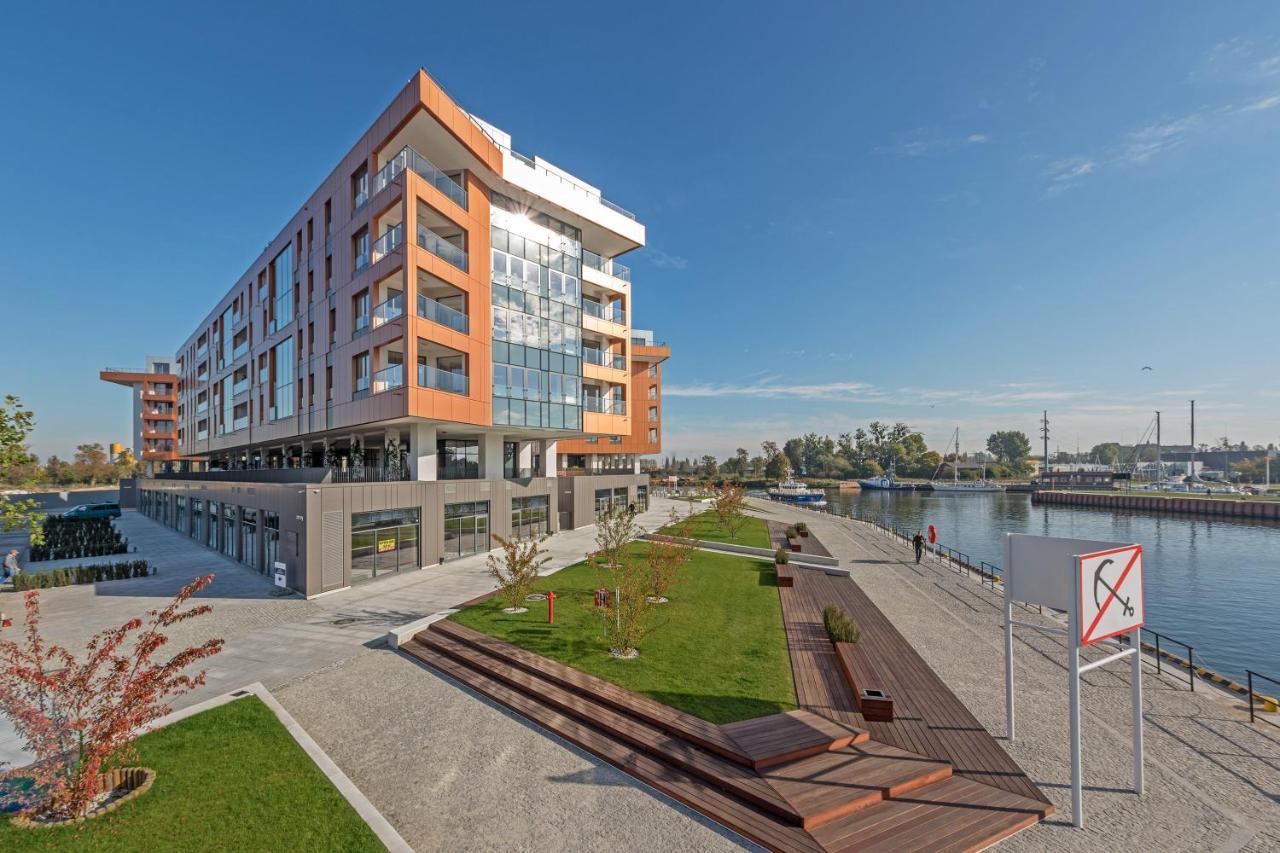 Brabank Riverside By Downtown Apartments Gdansk Luaran gambar